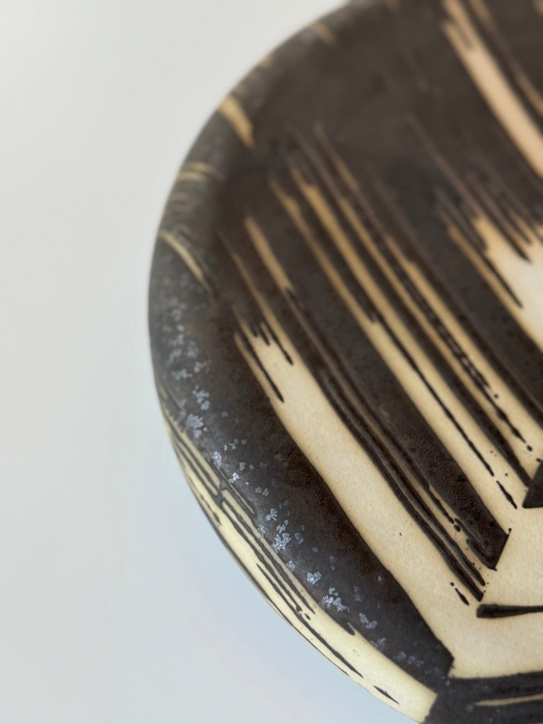Issaki kiln - Cake Plate