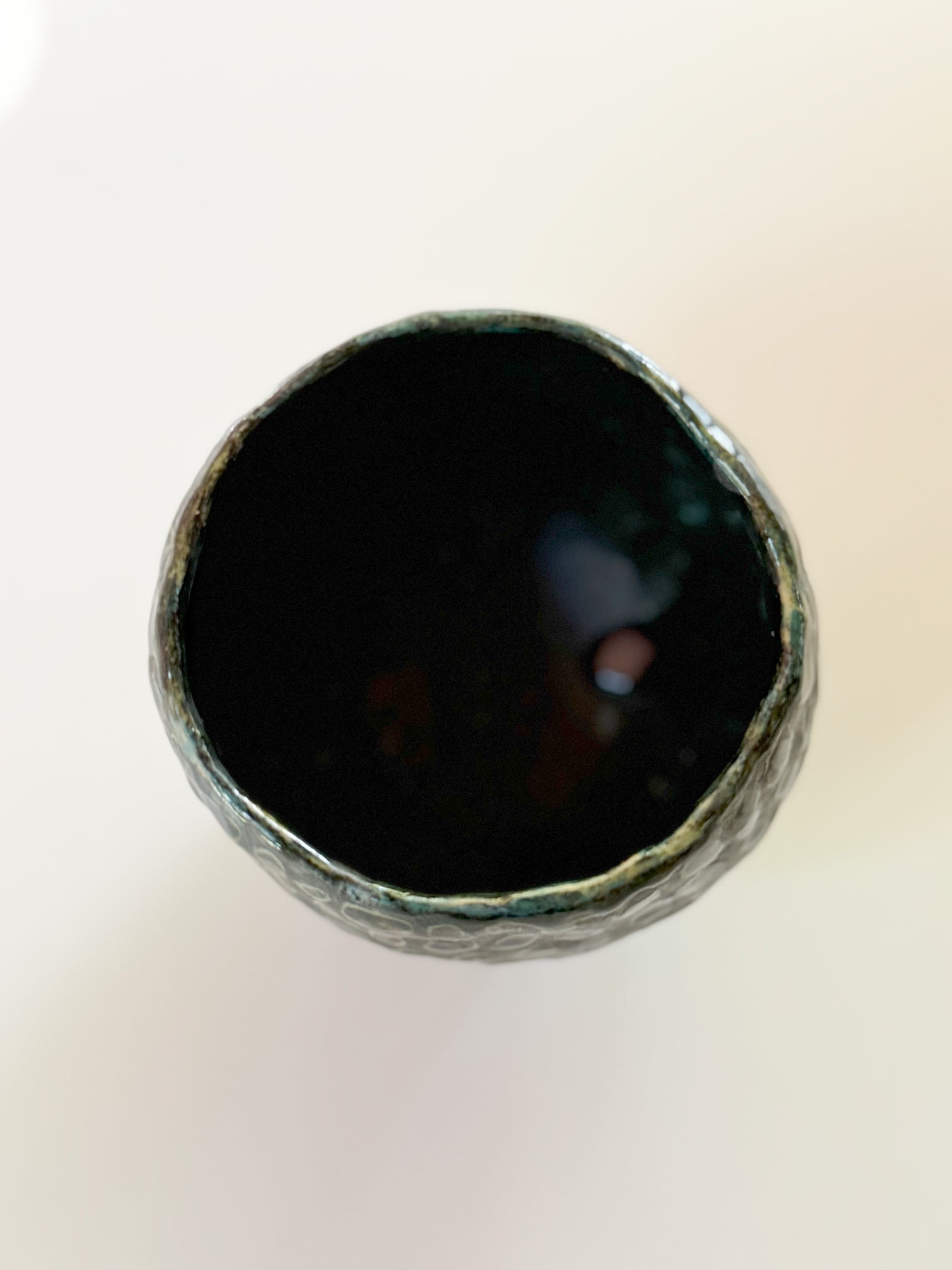 Miki Oka Ceramic -  Round cup with leg