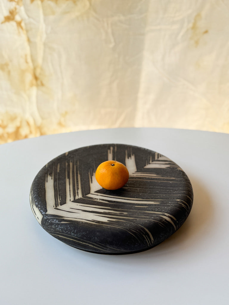 Issaki kiln - Cake Plate