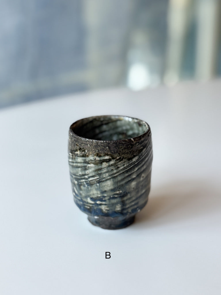 Issaki kiln -  "Naderu" Yunomi cup