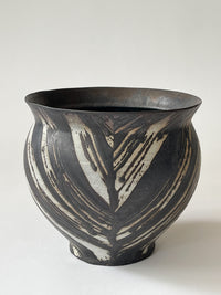 Issaki kiln -  "Monyo" Flower vase , Wide