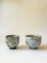 Load image into Gallery viewer, Moriyama Kiln - &quot;Teno&quot; Yunomi Tea Cup, white
