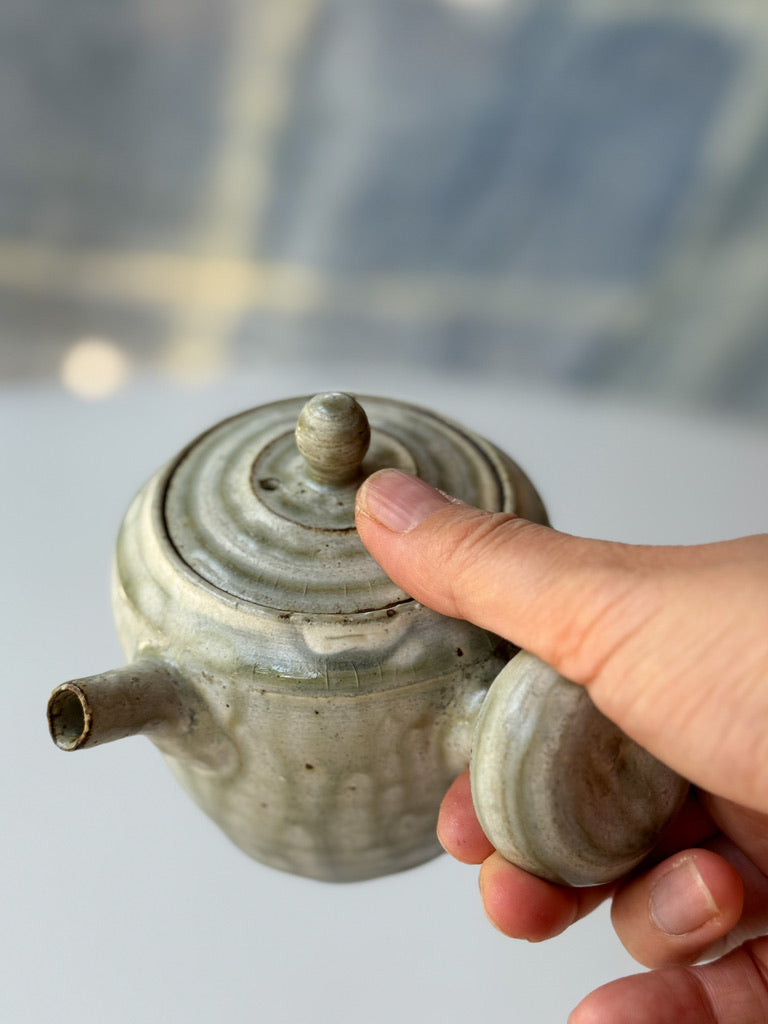 Yamanokuchi Kiln-  Smally Kyusu Tea Pot, Haiyu