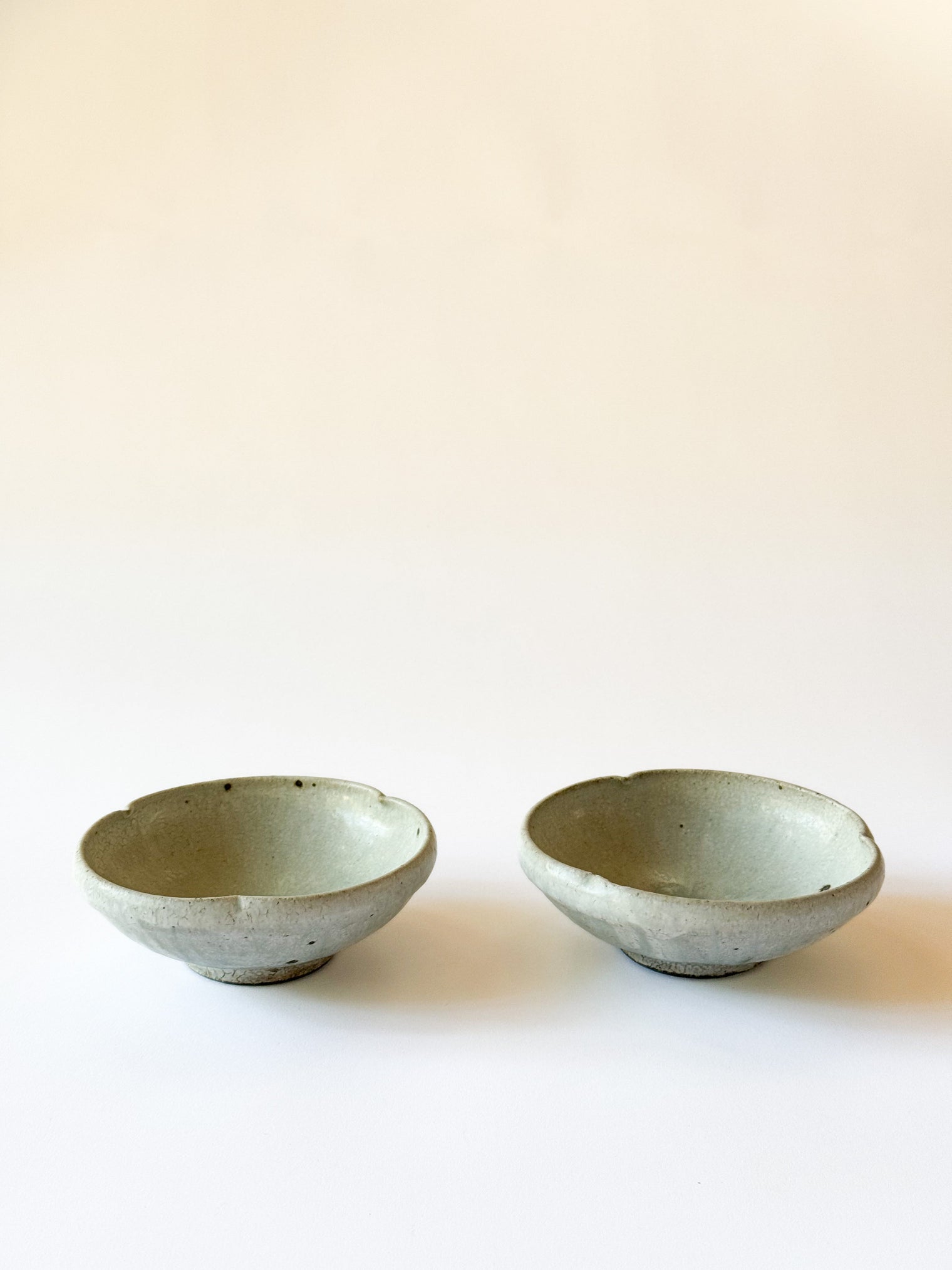 Moriyama Kiln - "Hana" flower bowl