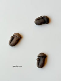 Clay doll - "Menko" Clay Chopsticks Rest