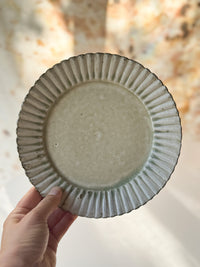 Yamanokuchi Kiln - "Rinka" Flower Plate