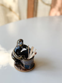 Nakadera kiln - Monkey holding a cup!