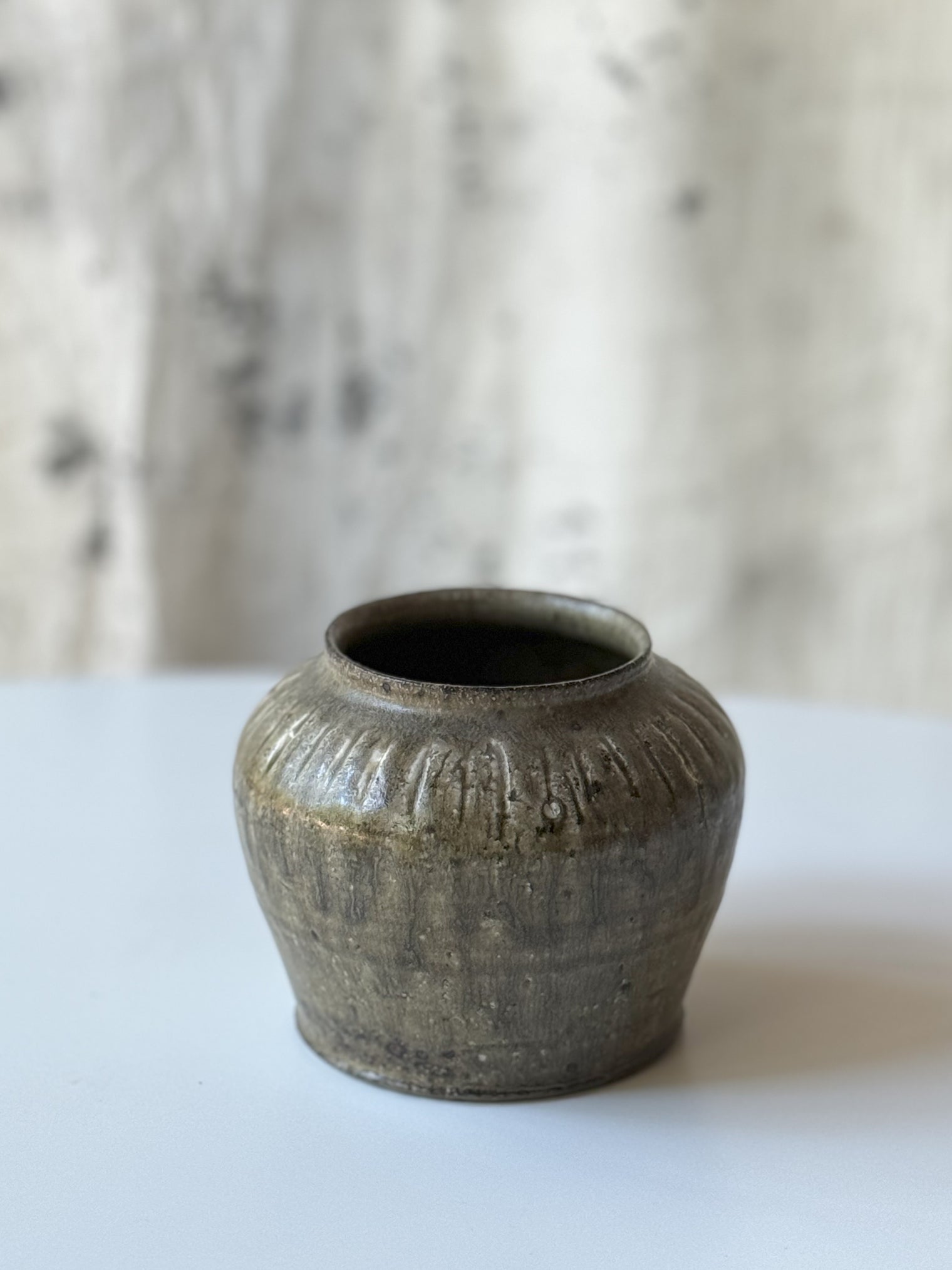 moriyama kiln, wide vaes, round vase, Yoka Good Things