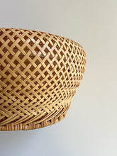 Load image into Gallery viewer, Yasuo Fukusaki - Bamboo basket, Deep
