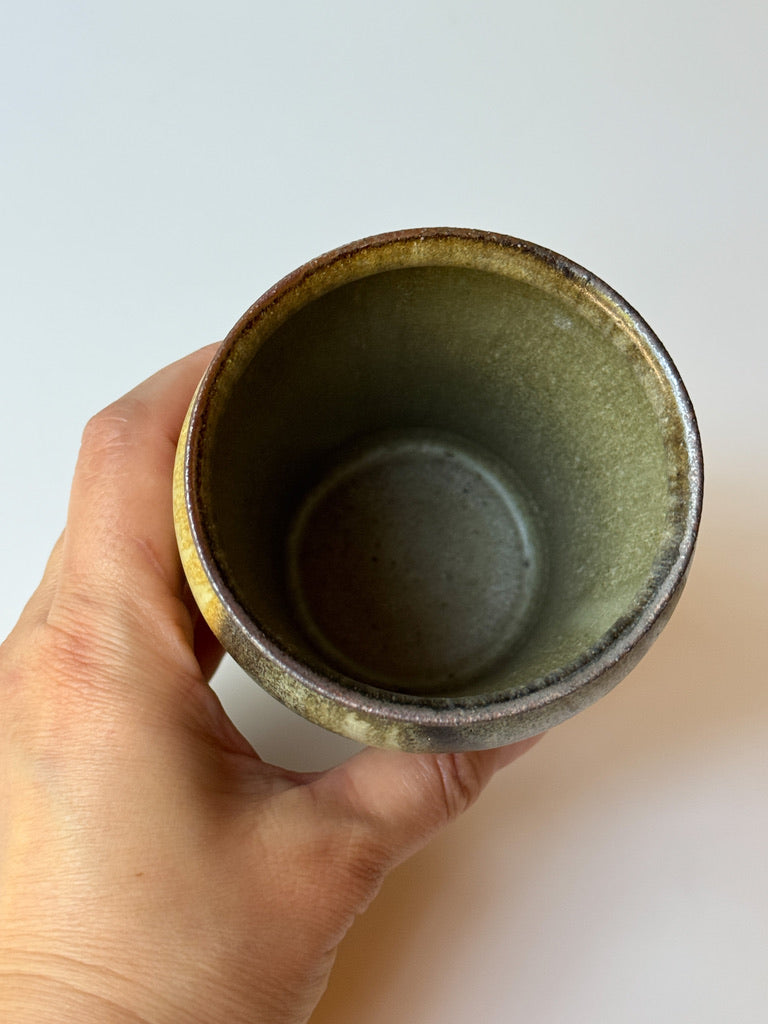 Issaki kiln -  Tumbler with Dark Glaze Flow