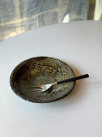 Issaki kiln -  "Naderu" Plate
