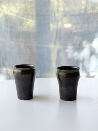 Issaki kiln -  Tumbler with Dark Glaze