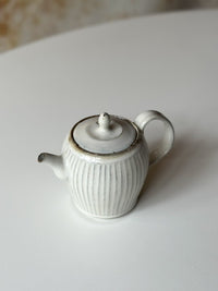 Yamanokuchi Kiln- "Moon light" Tea Pot