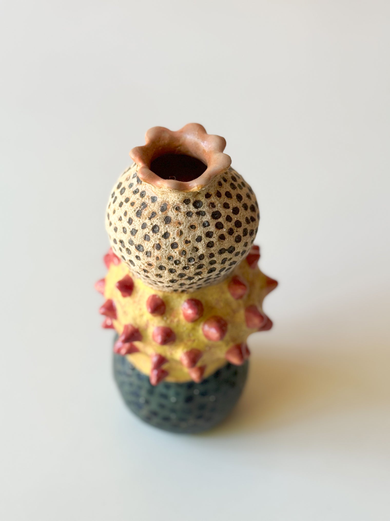 Miki Oka, vase, Yoka Good Things