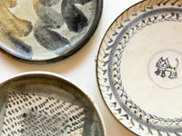 Issaki kiln -  Straw White Ash Glaze Plate, CAT!