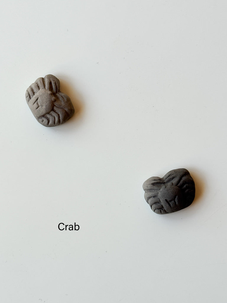 Clay doll - "Menko" Clay Chopsticks Rest