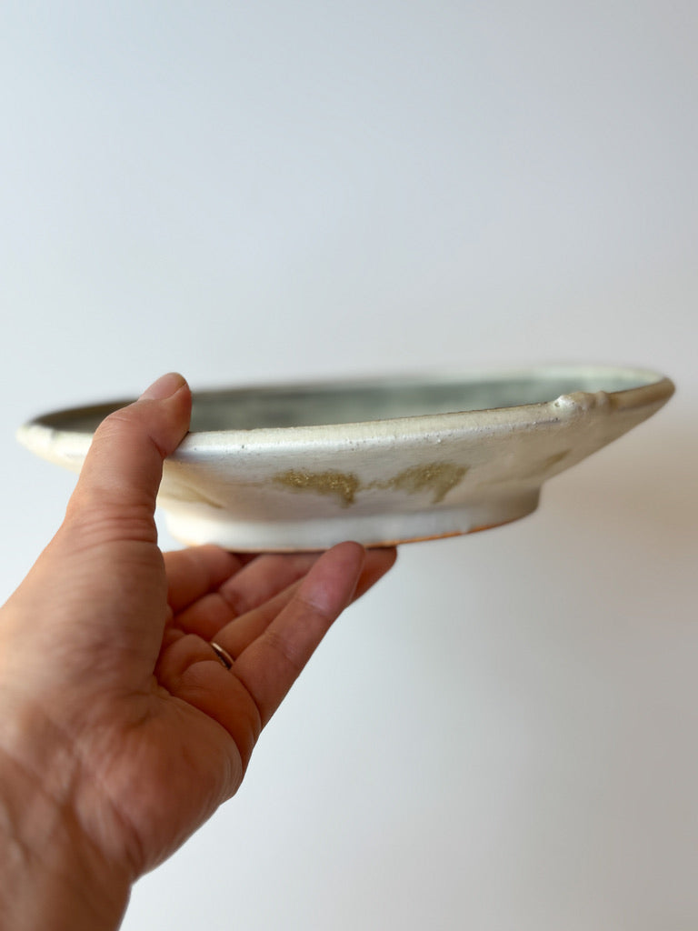 Issaki kiln -  Straw White Ash Glaze Plate