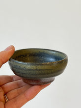 Load image into Gallery viewer, Nakadera kiln - sake cup
