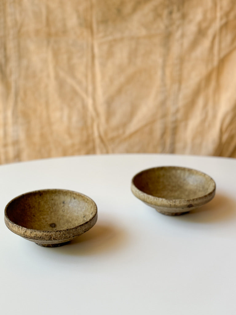 Moriyama Kiln - "Kobachi" small shallow bowl, Tan