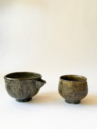 Moriyama Kiln -  "Teno" katakuchi bowl, Dark