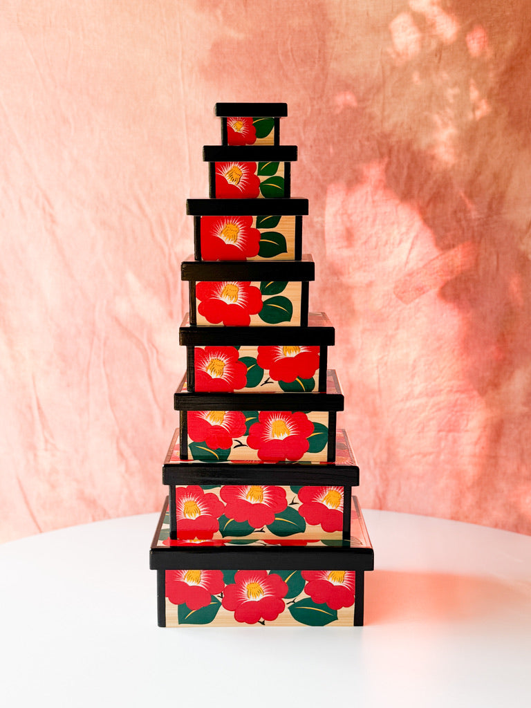 Sumioka Folk Toy Factory - "Hanatebako" Camellia Box, Red