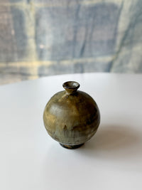 Yamanokuchi Kiln - Round bud vase