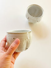 Load image into Gallery viewer, Yamanokuchi Kiln - Yunomi tea cup &quot;Squash&quot;

