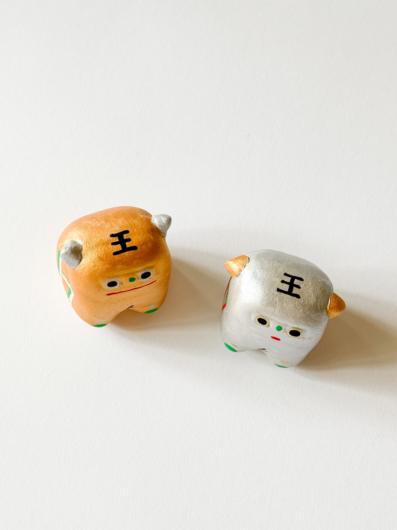 Clay doll - Gold & Silver "Shishi" guardian lion set