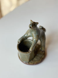 Nakadera kiln - Dog holding a cup!