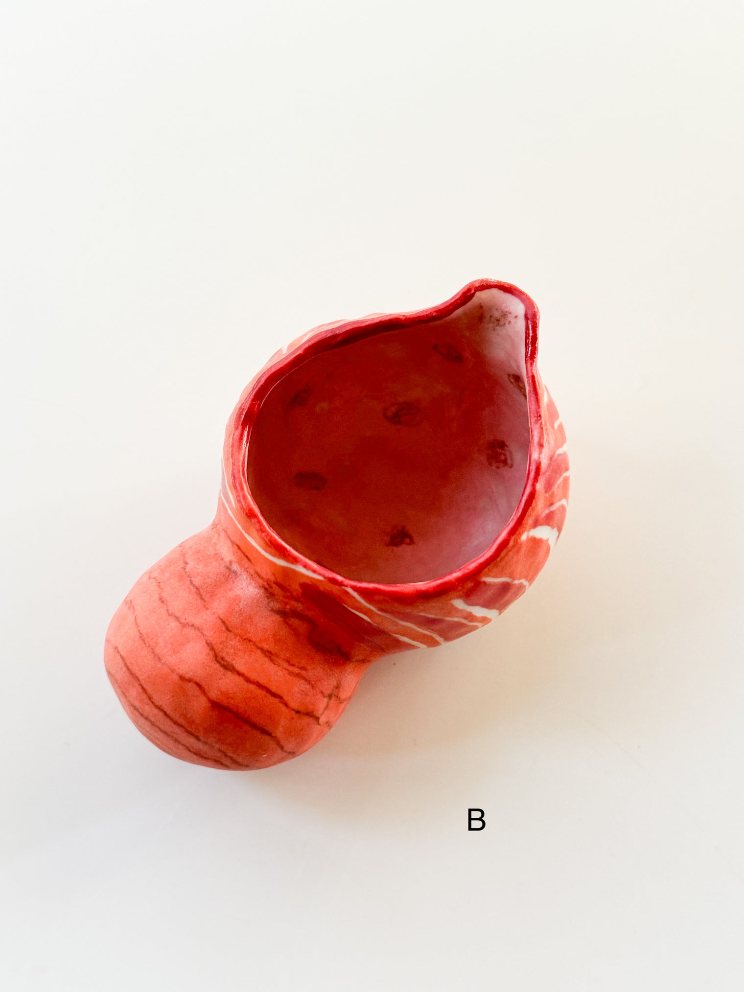 Miki Oka Ceramic -  Rattle milk pitcher