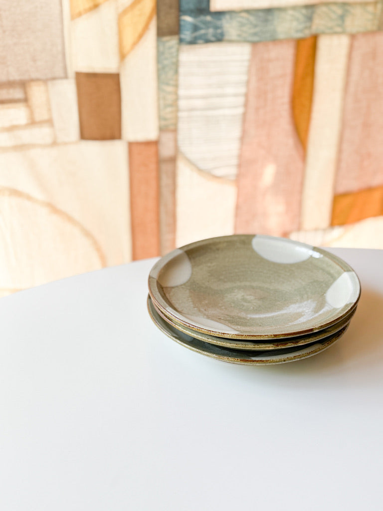 Kajiya Kiln - Plate, Makugake White
