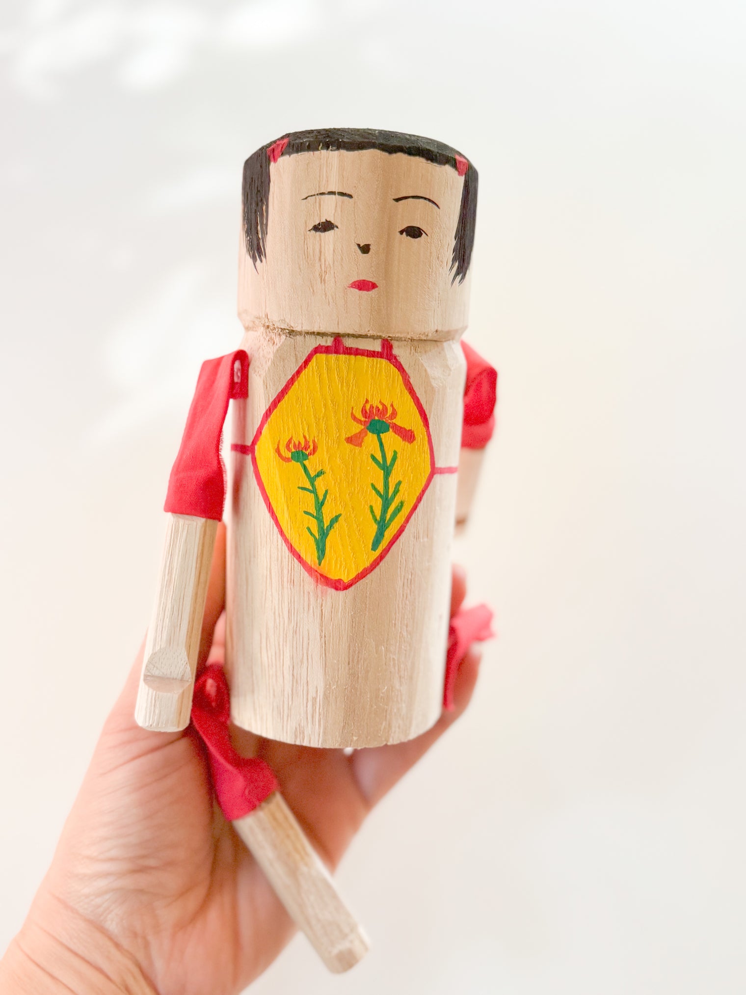 Tetsuji Kuwahara - Kokeshi doll "Okinjyo"