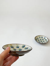Load image into Gallery viewer, Chihiro Kiln -  &quot;Yachimun&quot; mini plate
