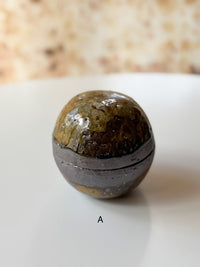 Mugihiko Kitagawa - Vegetable Dyed Round Jar, Planet