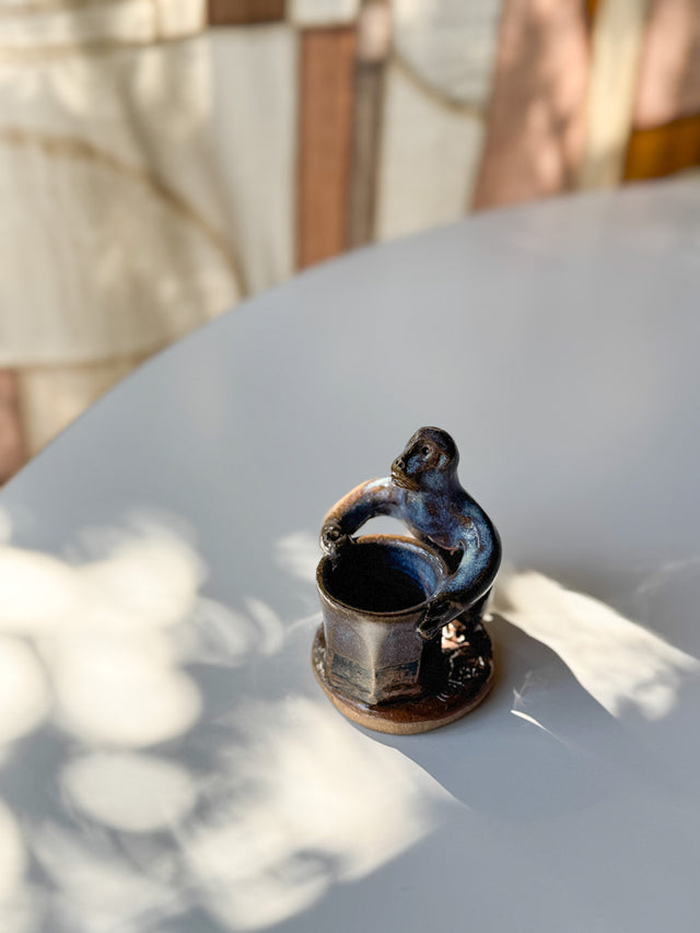 Nakadera kiln - Monkey holding a cup!