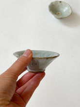 Load image into Gallery viewer, Moriyama Kiln - Tiny Bowl, white
