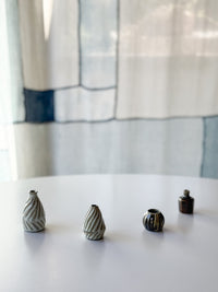 Chihiro Kiln - Tiny Vase, White