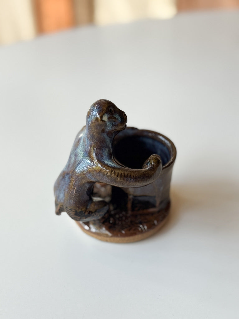 Nakadera kiln - Monkey holding a cup!