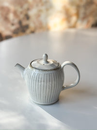 Yamanokuchi Kiln- "Moon light" Tea Pot