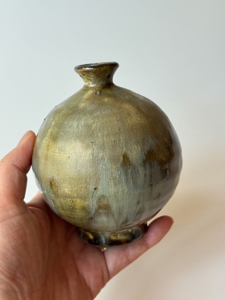 Yamanokuchi Kiln - Round bud vase