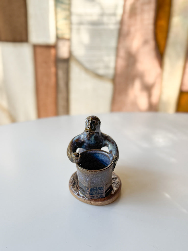 Nakadera kiln - Monkey holding a cup!