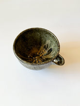 Load image into Gallery viewer, Moriyama Kiln -  &quot;Teno&quot; katakuchi bowl, Dark
