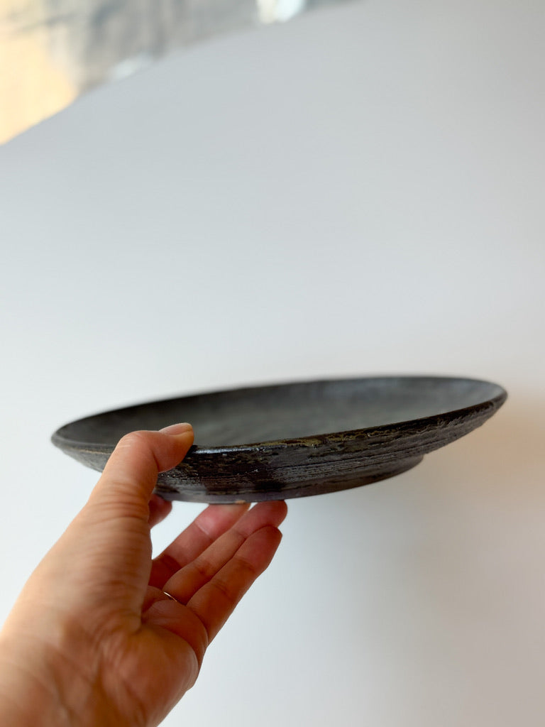 Issaki kiln -  "Naderu" Plate