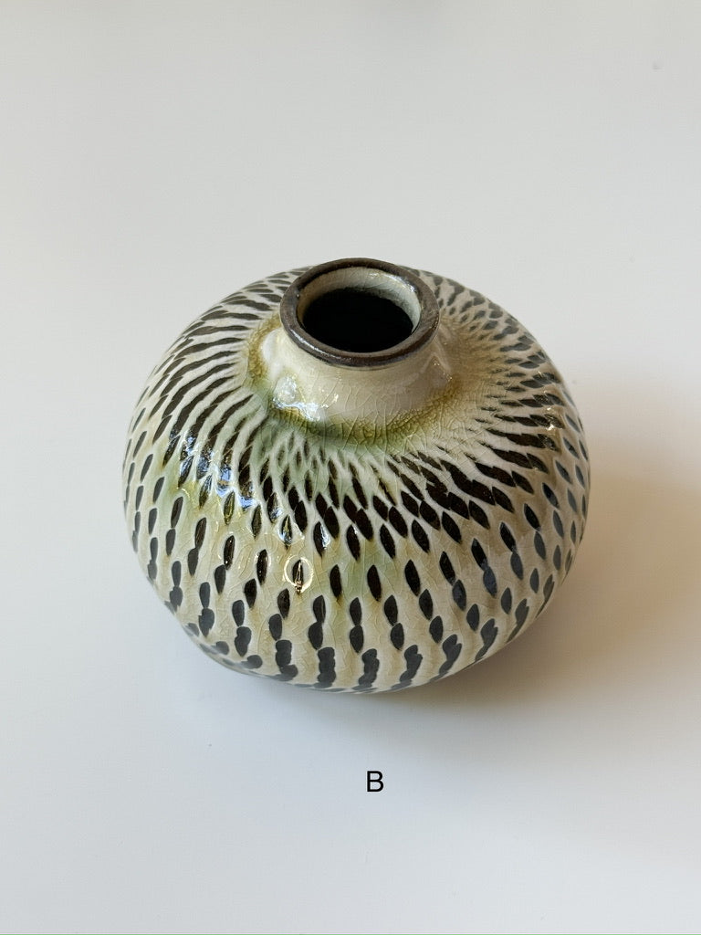 Onta Kiln -  Round Vase