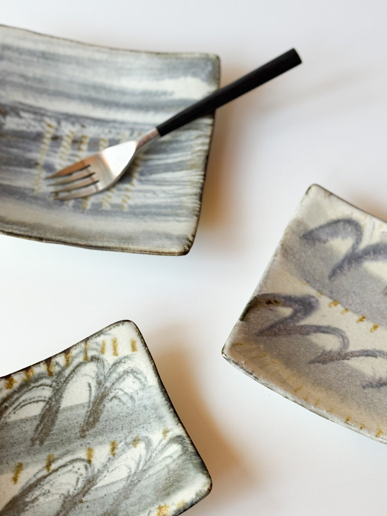 Issaki kiln -  Square Plate Set