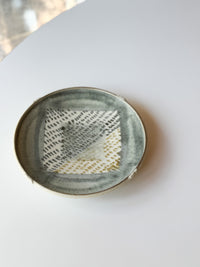 Issaki kiln -  Straw White Ash Glaze Plate