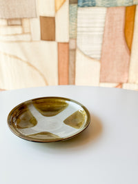 Kajiya Kiln - Plate, Makugake, Amber