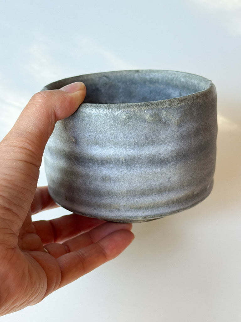 Issaki kiln -  Matcha Bowl, Straw ash glaze