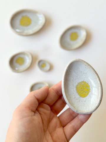 Mizuho Kiln - Stacking Mini Eggs