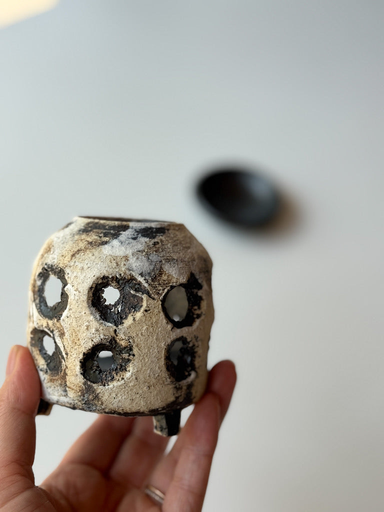 Yamanokuchi Kiln -Chakōro (Tea Incense Burner)